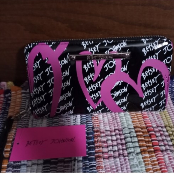 Betsey Johnson Handbags - Betsey Johnsons Wallet/Wristlet